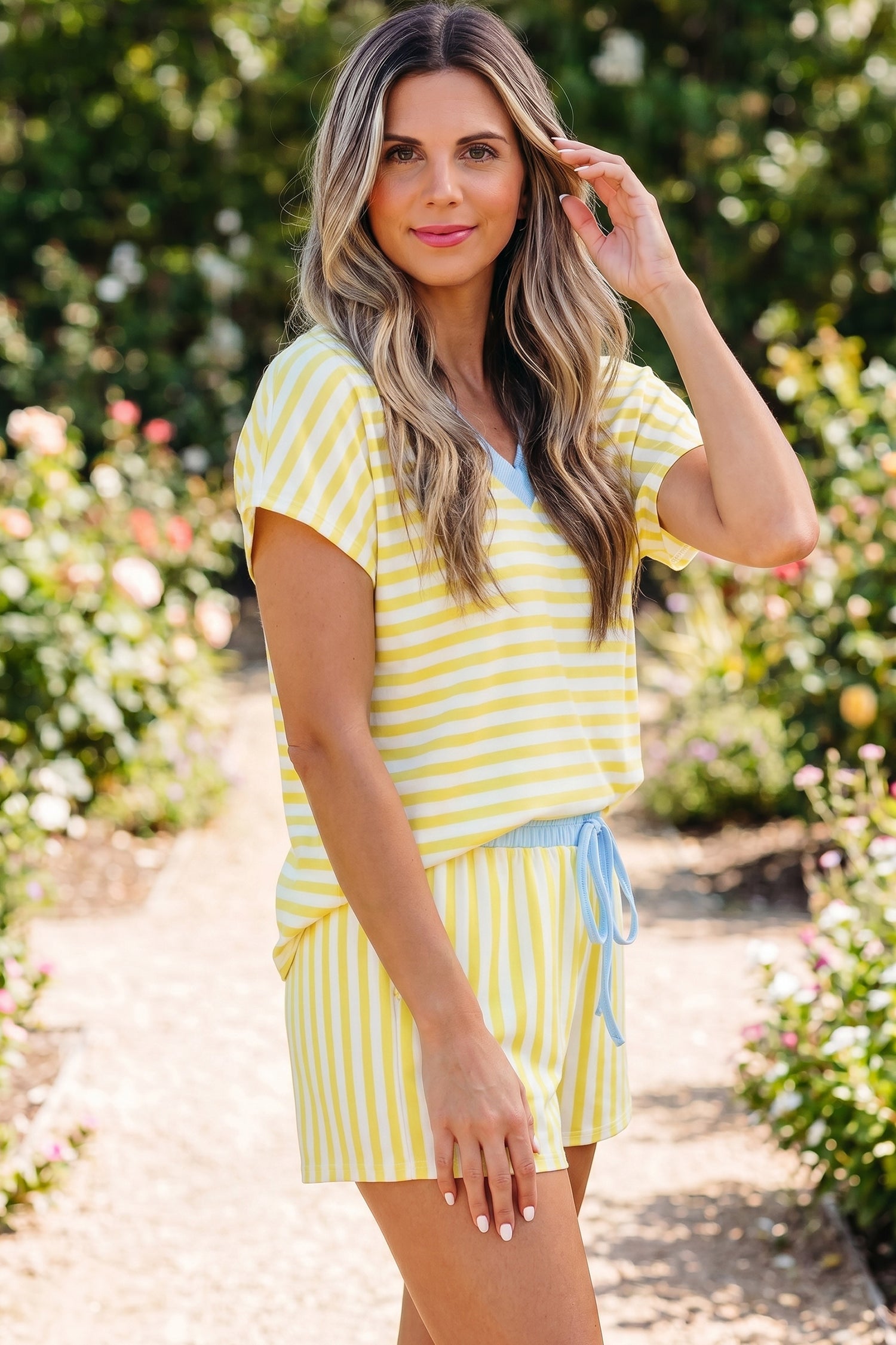 Ensemble Short Rayé | Col V Jaune Bicolore
